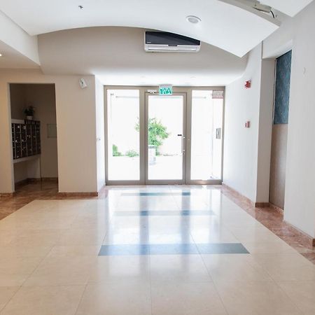 Mahane Yehuda Market Apartment Yerusalem Bagian luar foto