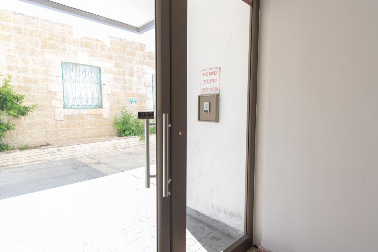 Mahane Yehuda Market Apartment Yerusalem Bagian luar foto