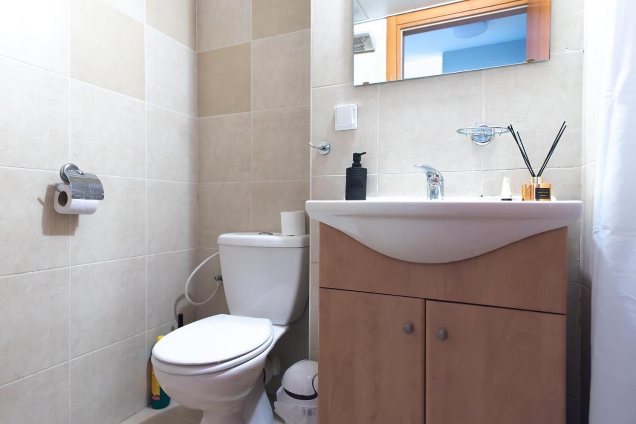 Mahane Yehuda Market Apartment Yerusalem Bagian luar foto