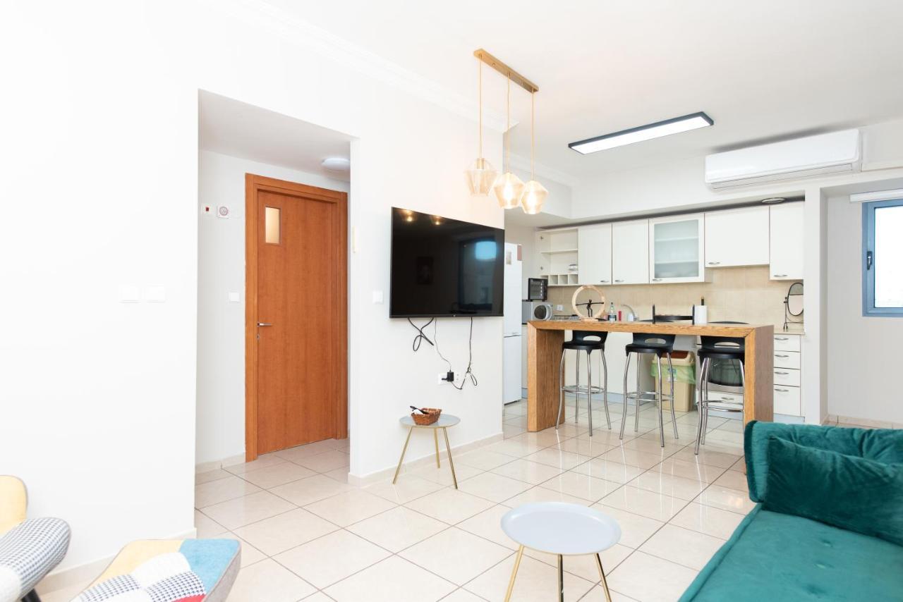 Mahane Yehuda Market Apartment Yerusalem Bagian luar foto